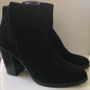 Dolce Vita Booties
